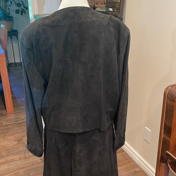 Black suede leather set XL cropped jacket pockets & M/L fit/flare suede skirt - Picture 5 of 16